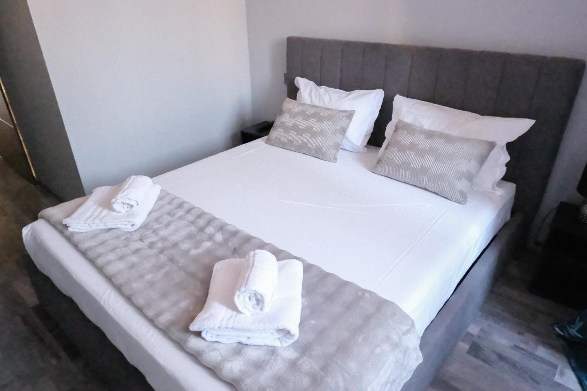 Verona Boutique House Экстерьер фото